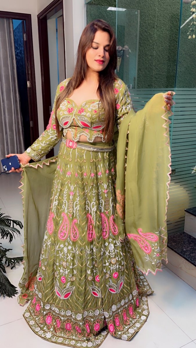 Green Hand - Embroidered Lehenga Choli (Mehndi Outfit) - Kirti Kapoor Couture