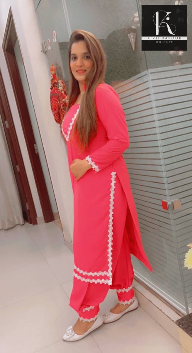 Pink Suit | Crepe | White Floral Lace | Designer Organza Dupatta. - Kirti Kapoor Couture
