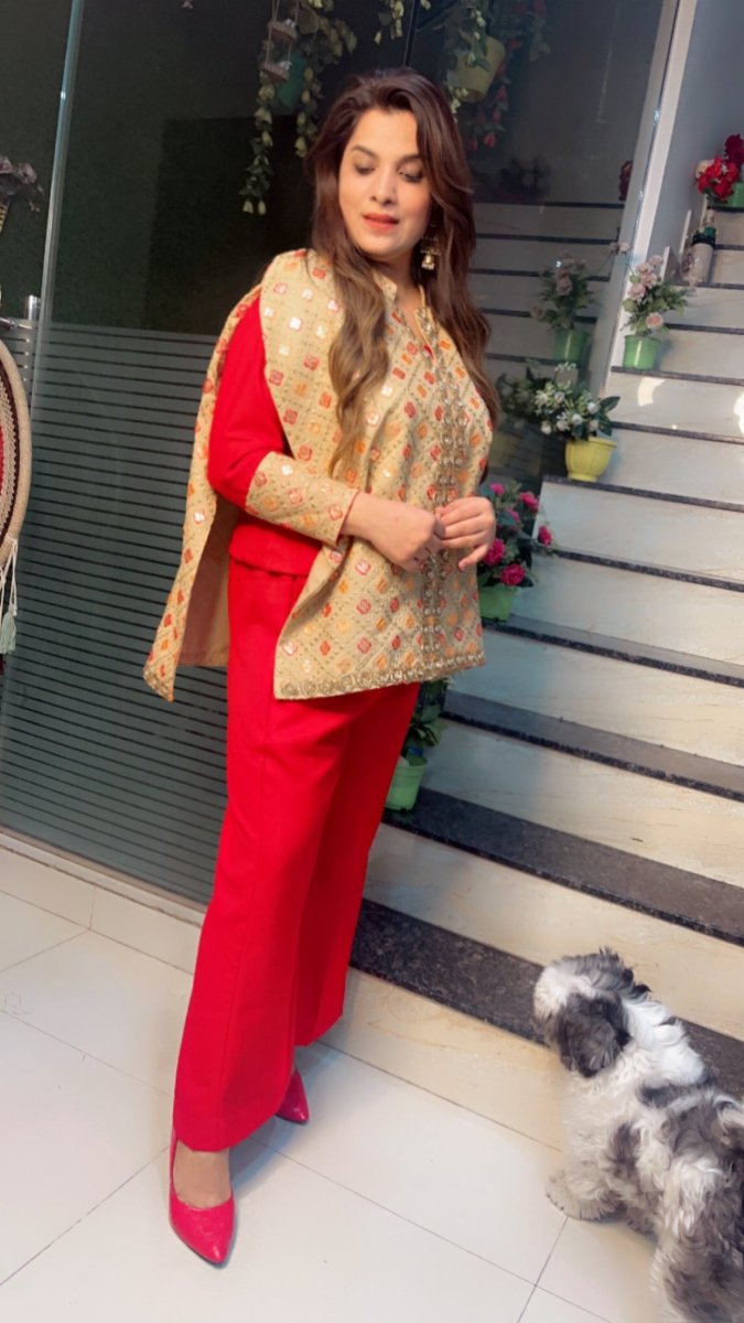 Red Pashmina top and pant with Worked Silk Upper - Kirti Kapoor Couture