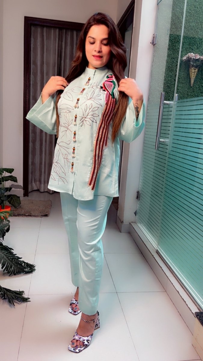 Sea Green Cotton Co - ord Set with Embroidered Long Tail Parrot (Anchor Highlights) - Kirti Kapoor Couture