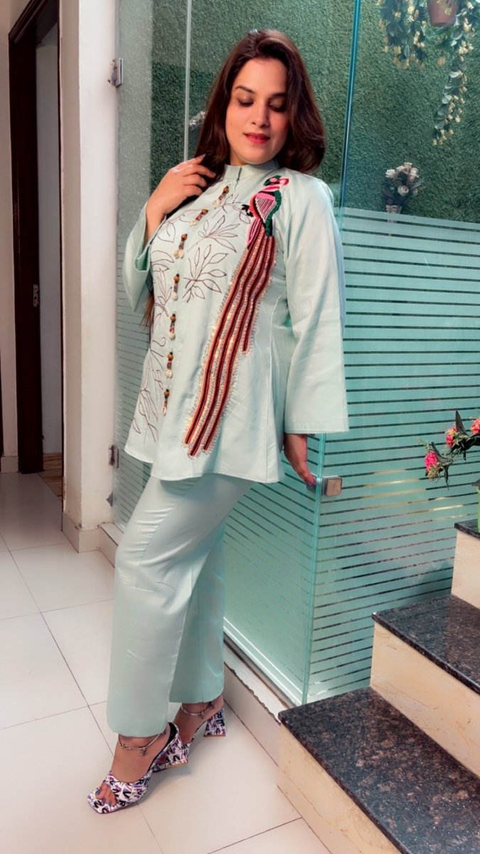 Sea Green Cotton Co - ord Set with Embroidered Long Tail Parrot (Anchor Highlights) - Kirti Kapoor Couture