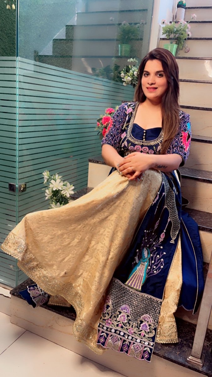 The Palanquin Shirt with Golden Brocade Skirt - Kirti Kapoor Couture