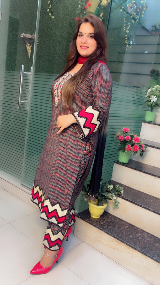 Designer Pakistani Suit