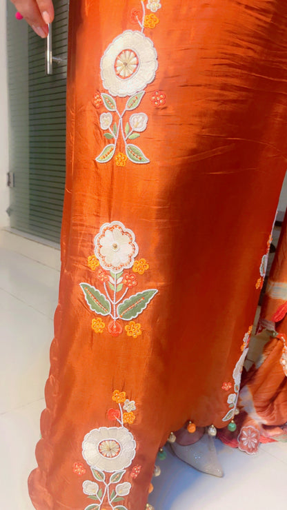 Embroidered Pakistani Suit