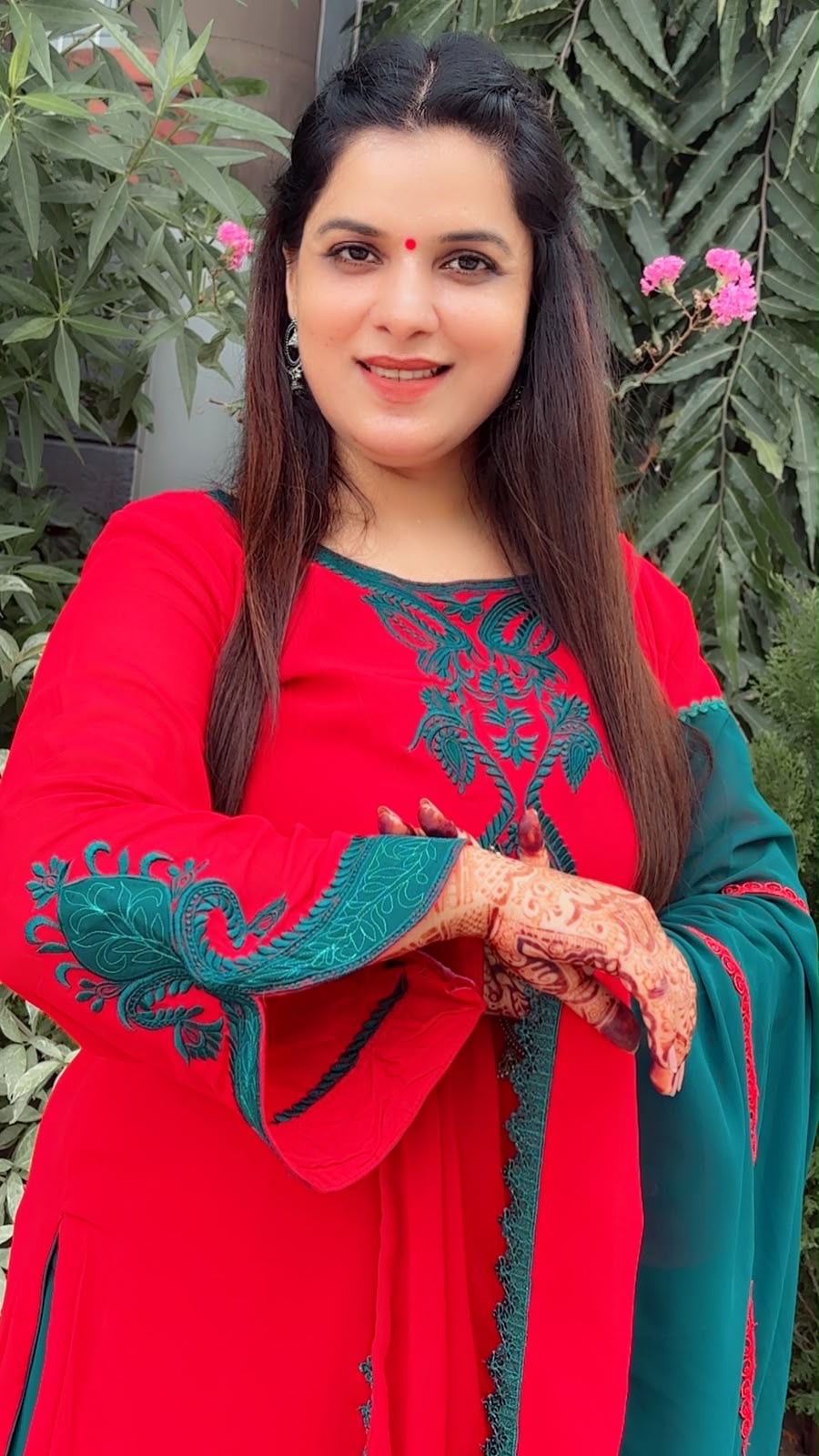 Red And Green Farshi Salwar Suit And Dupatta Set