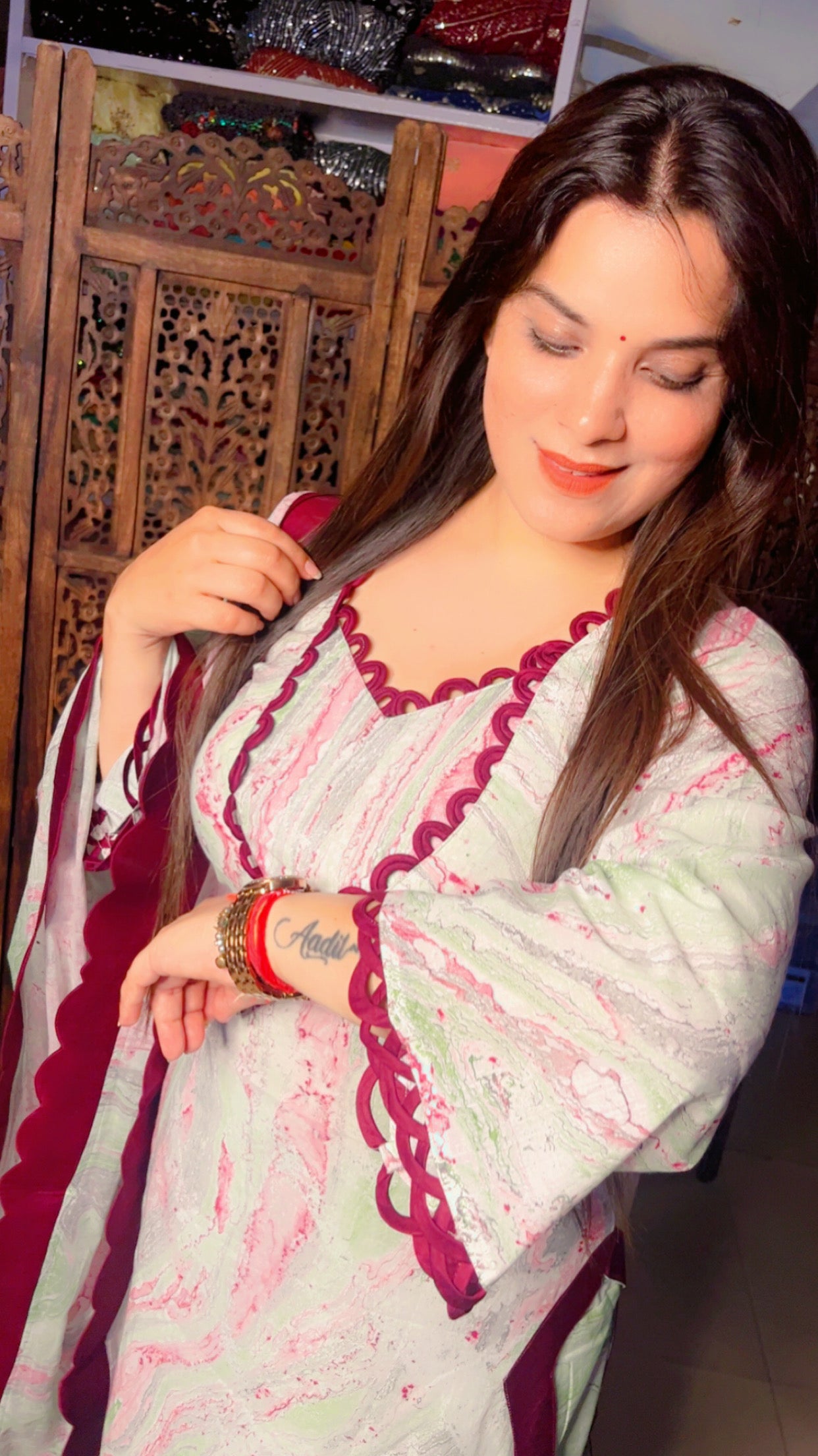 Light Green Cotton Printed Boutique Style Suit And Farshi Salwar With Cut Work Dupatta (FS014)