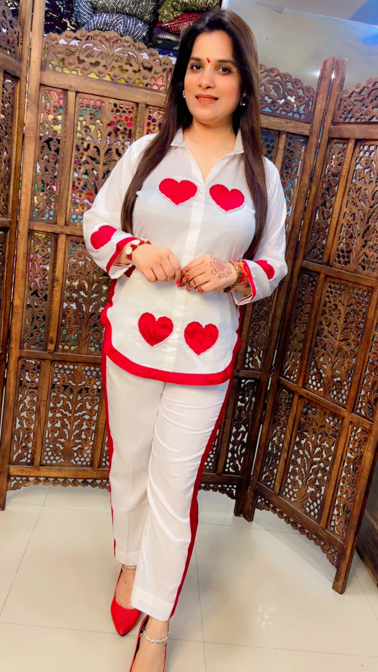 White Cotton Trendy Co-Ord Set With Red Hearts Pattern For Casual Wear (CS001)