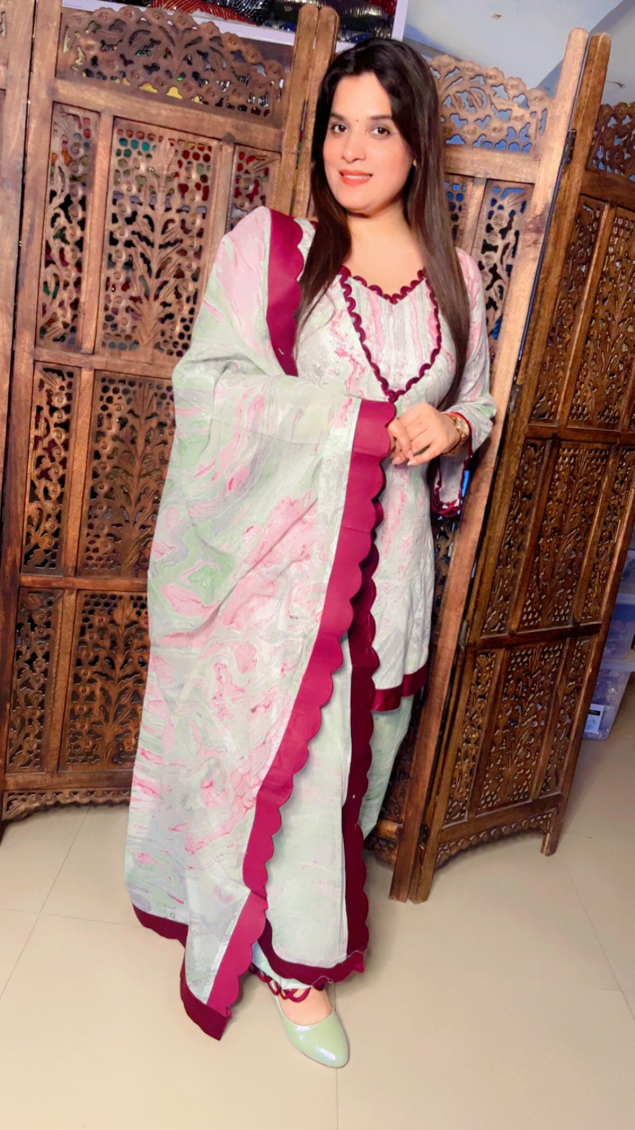 Light Green Cotton Printed Boutique Style Suit And Farshi Salwar With Cut Work Dupatta (FS014)