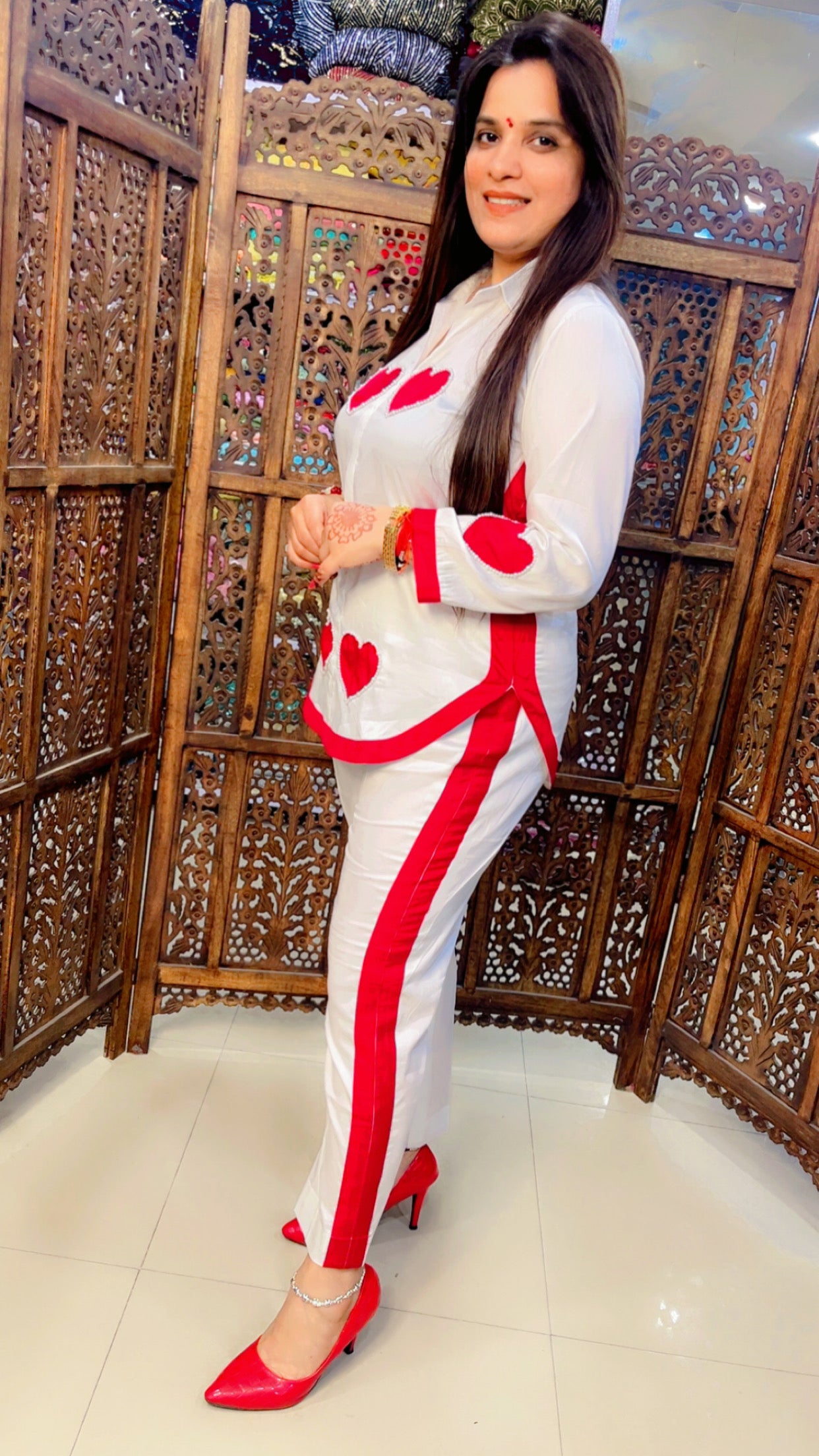 White Cotton Trendy Co-Ord Set With Red Hearts Pattern For Casual Wear (CS001)