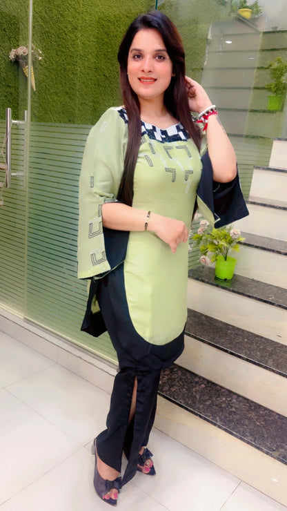 Green Hand Worked Kurti Set With Black Bell Bottom (KS075)