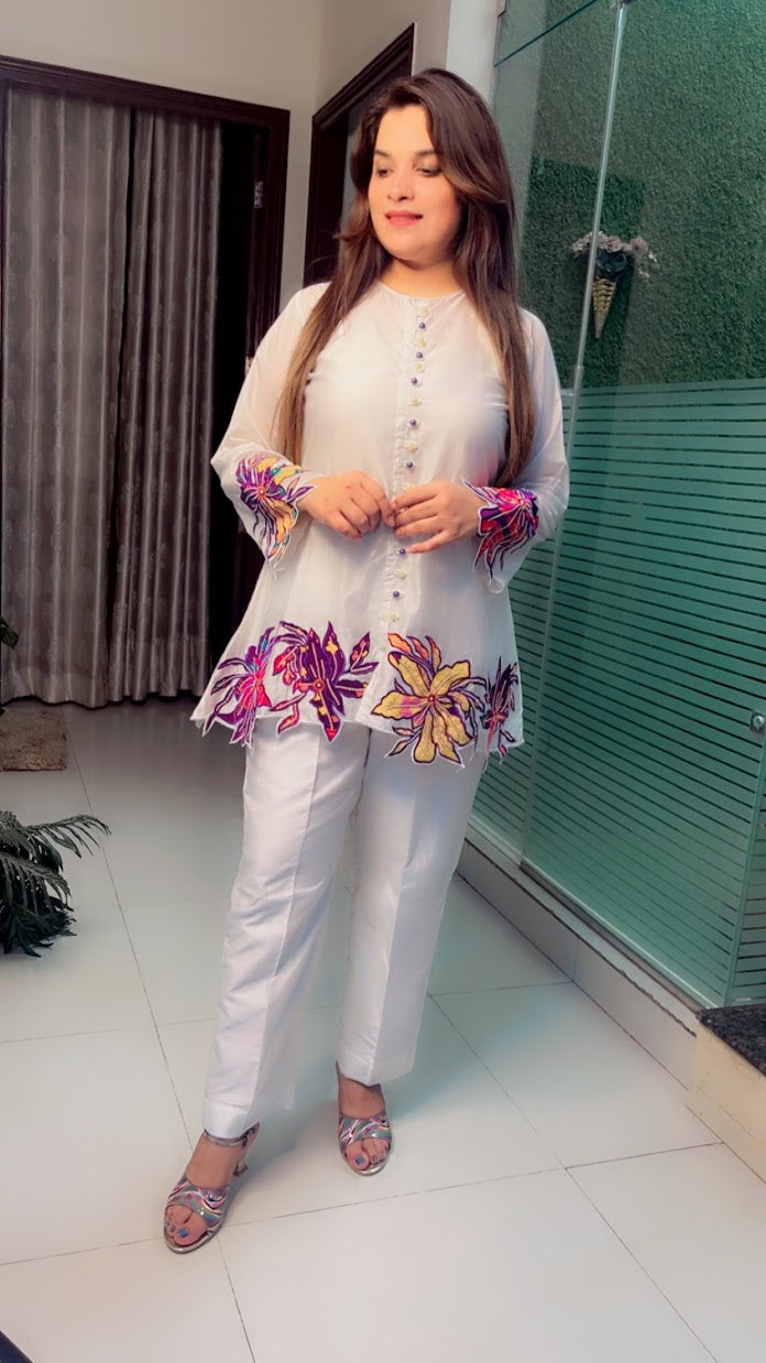 Off-White Chanderi Silk Patch Worked Co-Ord Set (CS004)