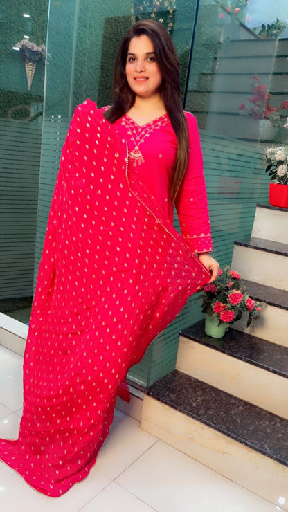 Hand - Worked Linen Suit For Summer - Kirti Kapoor Couture