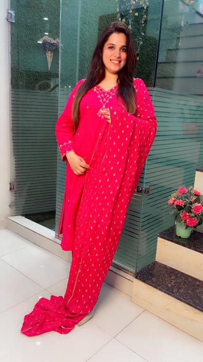 Hand - Worked Linen Suit For Summer - Kirti Kapoor Couture
