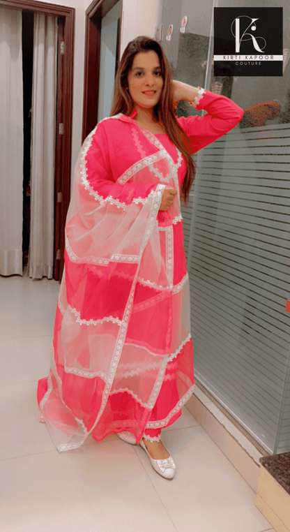 Pink Suit | Crepe | White Floral Lace | Designer Organza Dupatta. - Kirti Kapoor Couture