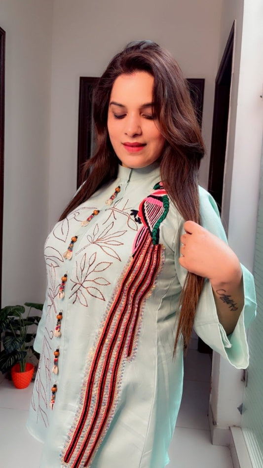 Sea Green Cotton Co - ord Set with Embroidered Long Tail Parrot (Anchor Highlights) - Kirti Kapoor Couture